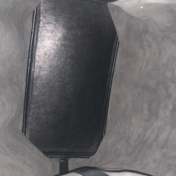 Michael Kors Suede Grey over sized purse! - Picture 5 of 5